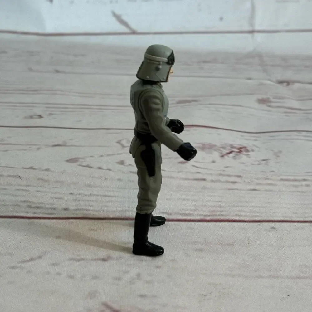 1997 STAR WARS Power of The Force POTF Hasbro Kenner AT-AT Cmdr. General Veers